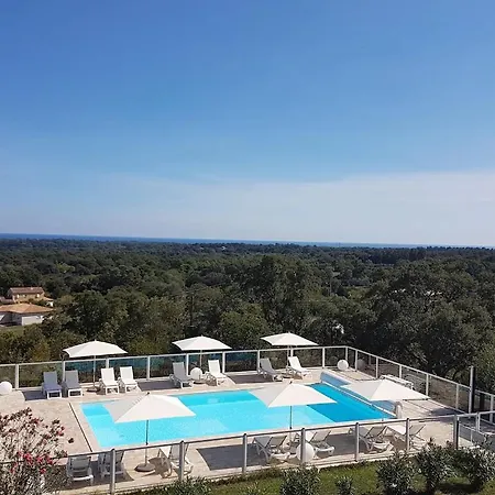 فيلة Les Terrasses D Acquacitosa